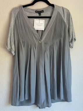 Elizabeth and James Gray Tee